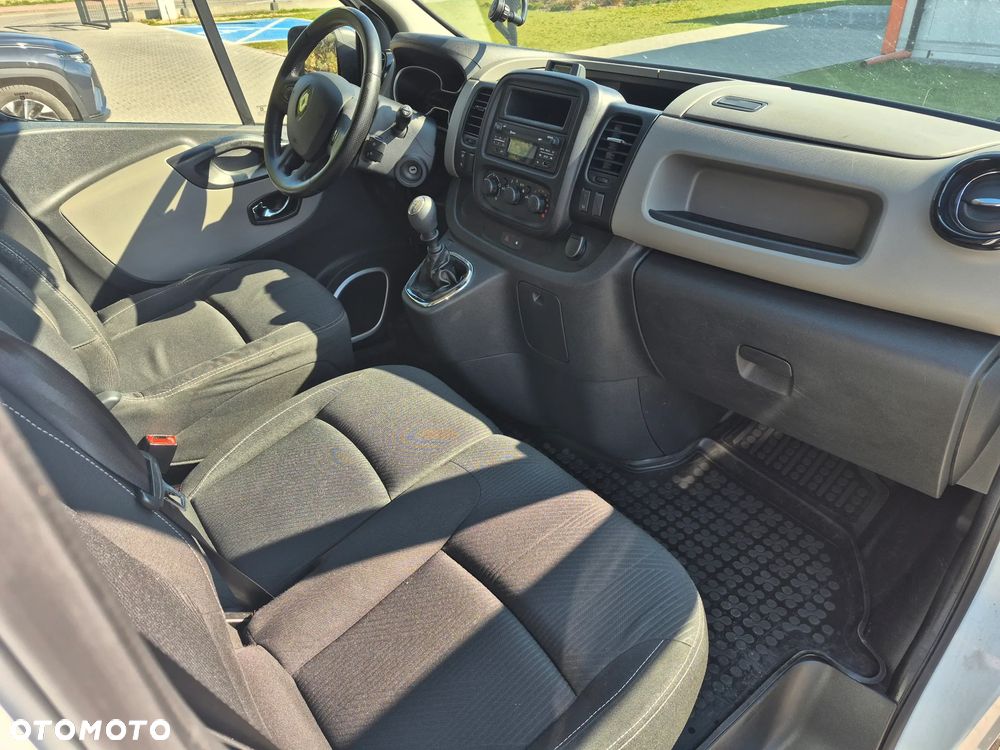 Renault Trafic - 10