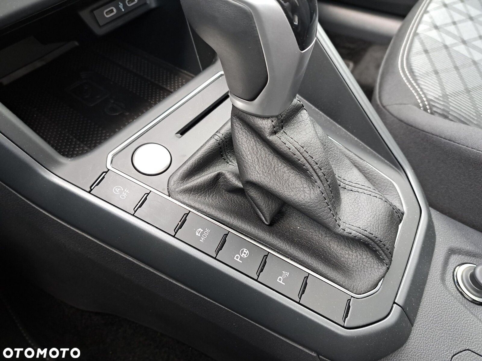 Volkswagen Taigo 1.5 TSI ACT R-Line Plus DSG - 22