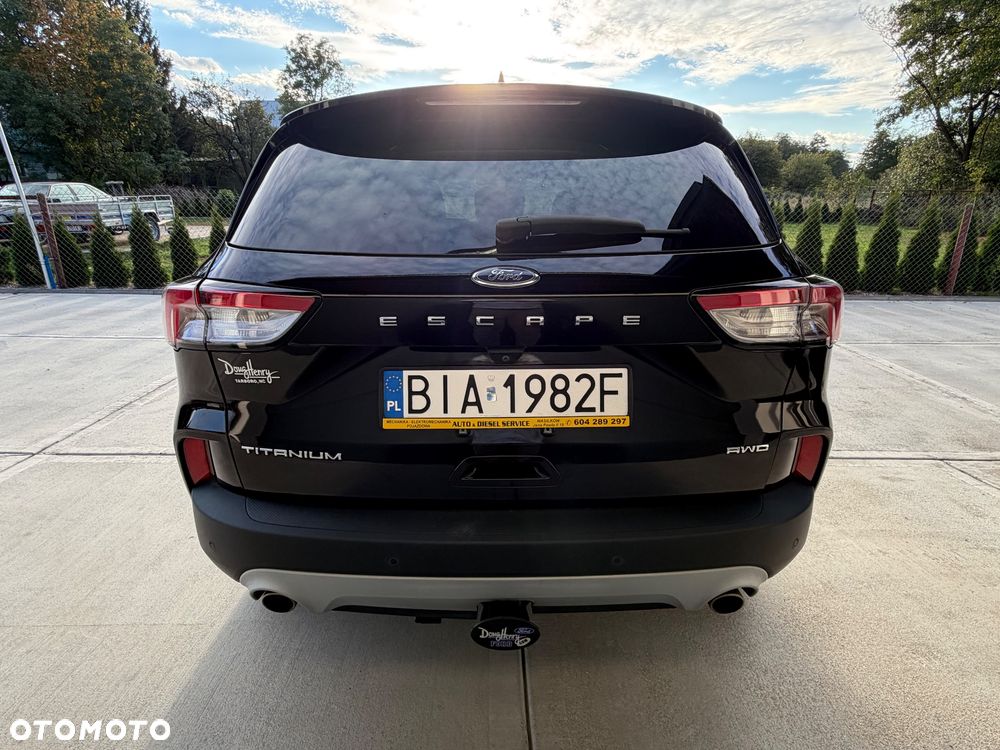 Ford Escape 2.0 EcoBoost AWD Titanium - 8