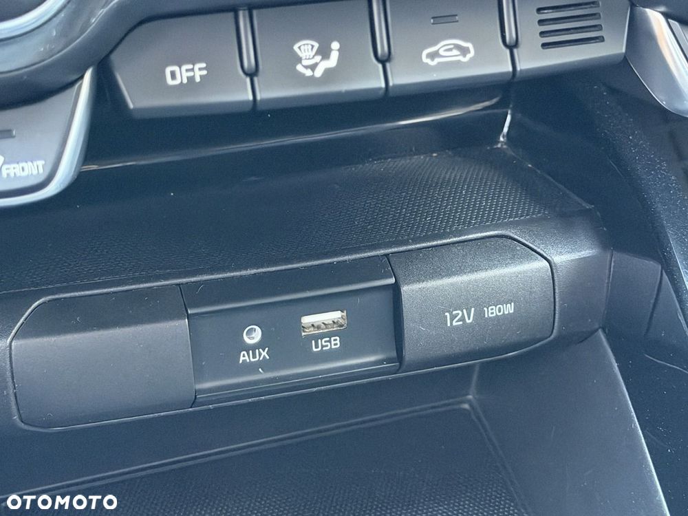 Kia Stonic 1.0 T-GDI DCT OPF Platinum Edition - 27