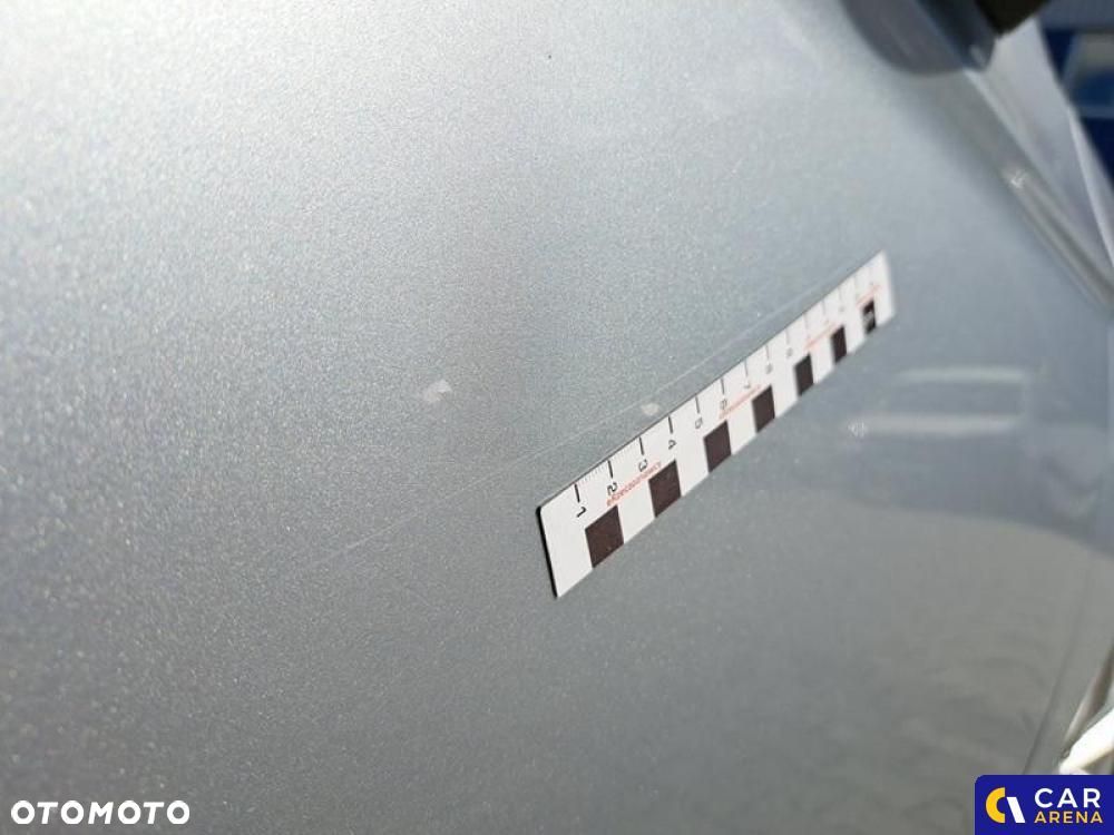 Volkswagen Passat - 33