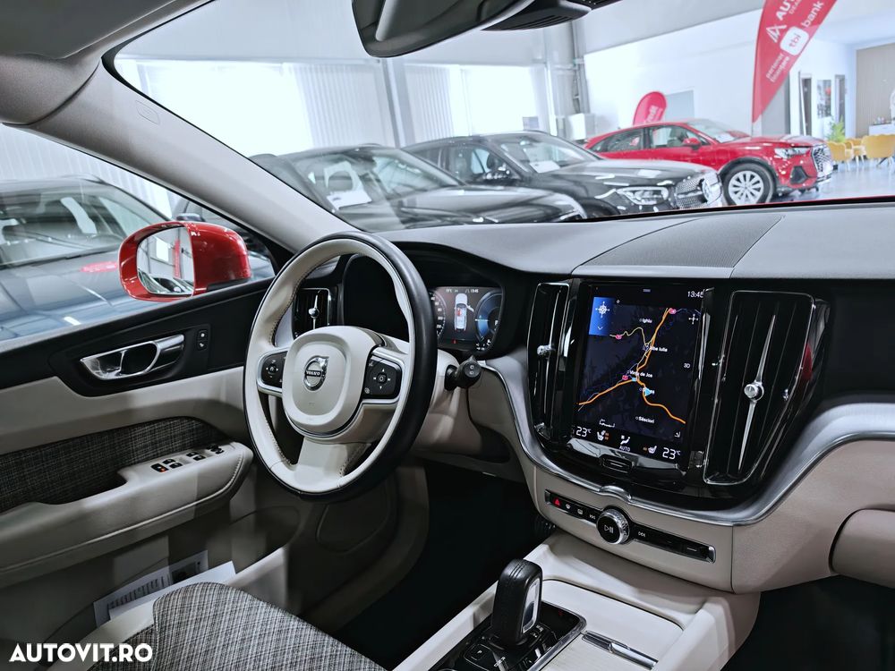 Volvo XC 60 T6 AWD Recharge Geartronic Inscription - 9