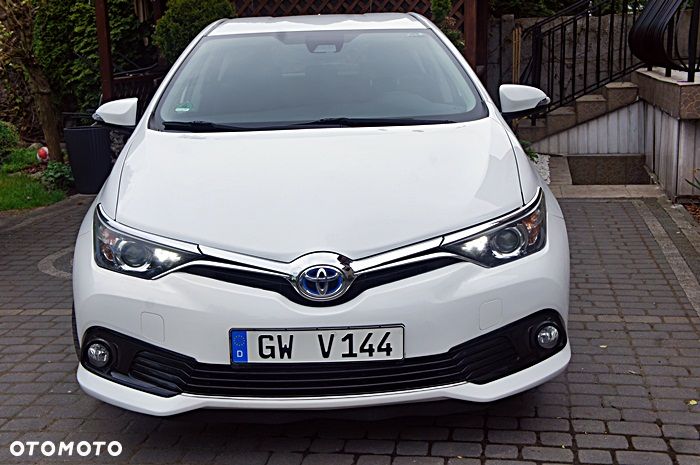 Toyota Auris 1.8 HSD Luna - 11