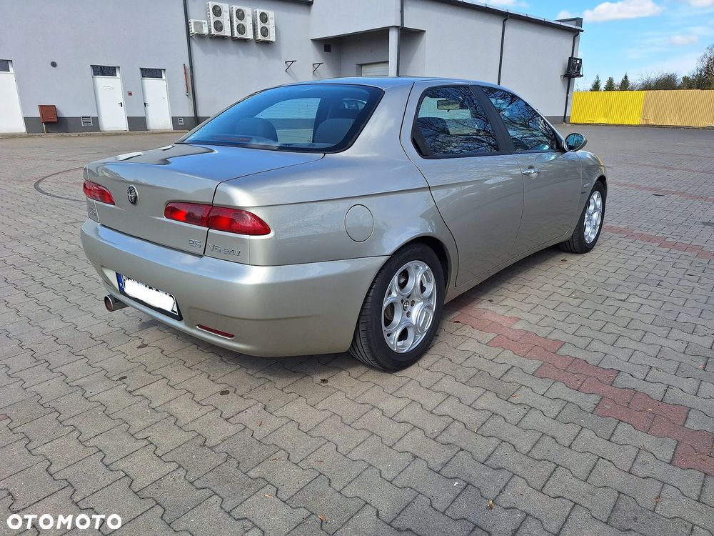 Alfa Romeo 156 2.5 V6 24V Distinctive - 7