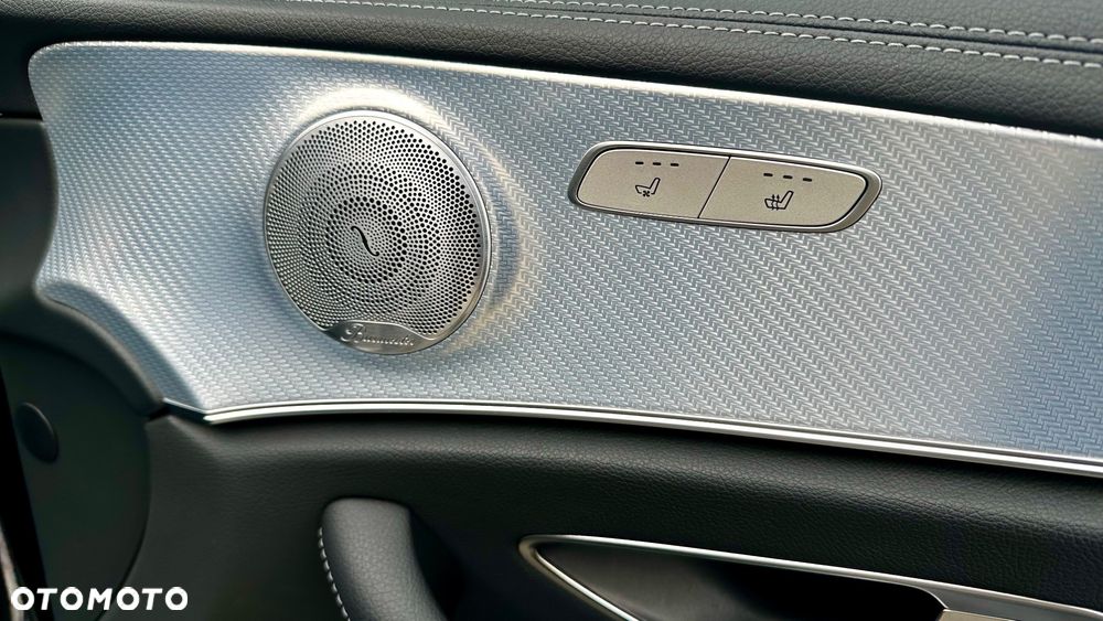 Mercedes-Benz Klasa E - 17