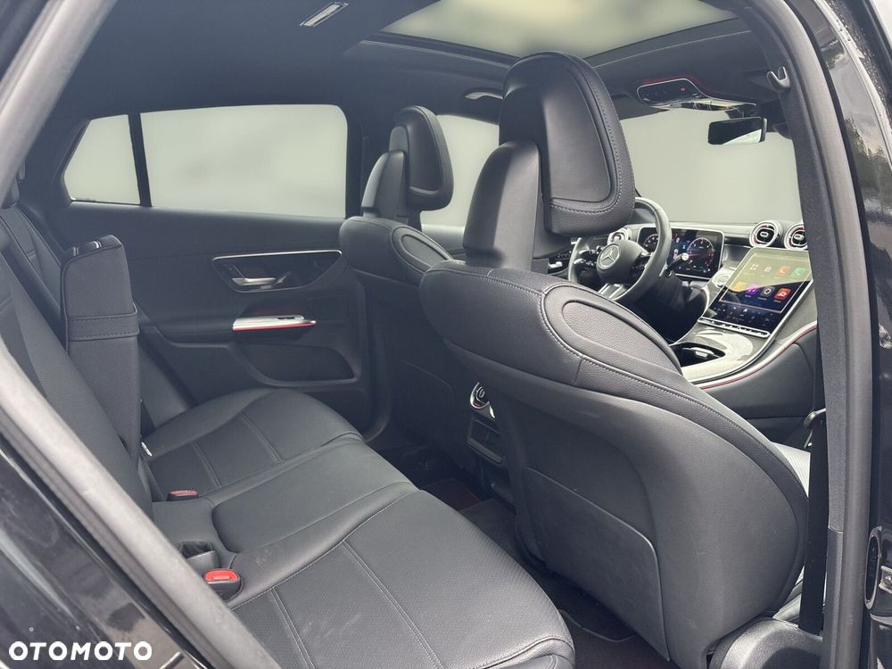 Mercedes-Benz GLC - 21