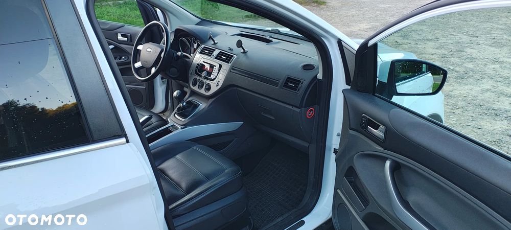Ford Kuga 2.0 TDCi Individual - 13
