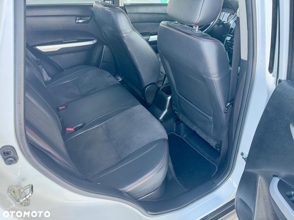 Suzuki Vitara 1.4 Boosterjet Allgrip Comfort+ - 25