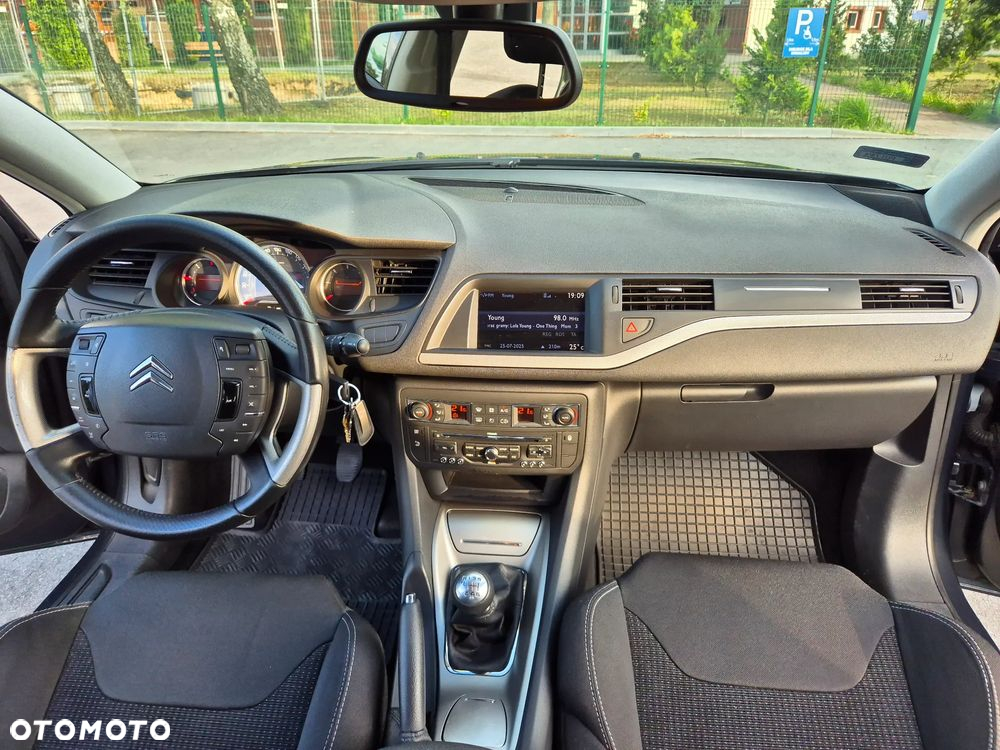 Citroën C5 2.0 HDi Dynamique Equilibre Navi - 13