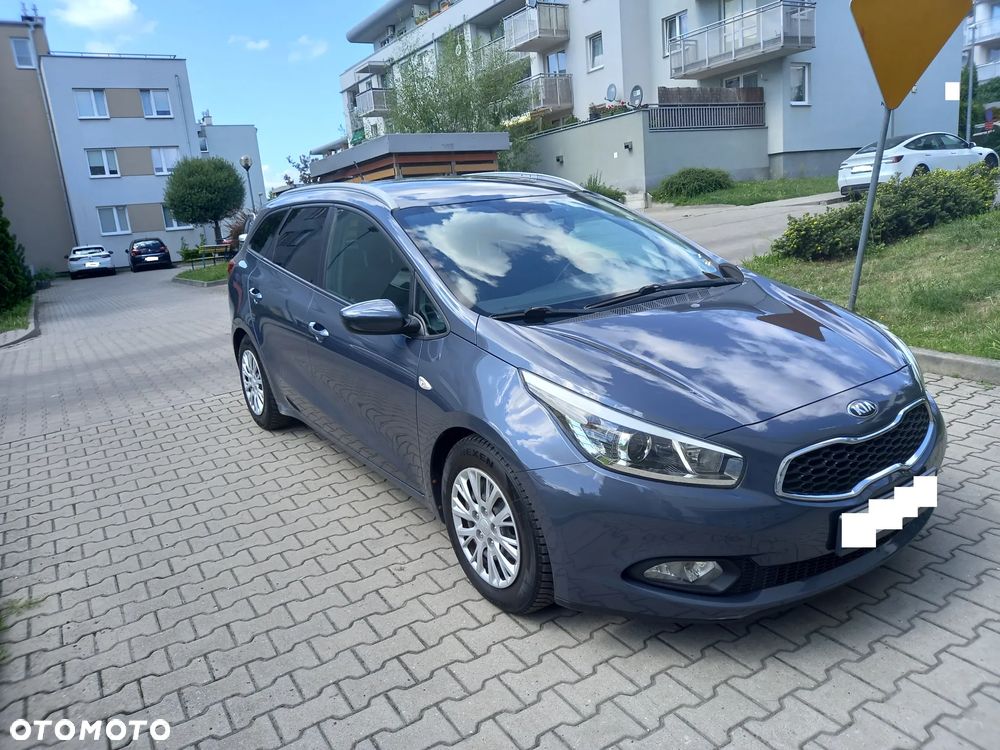 Kia Ceed 1.6 CRDi 128 Platinum Edition - 3