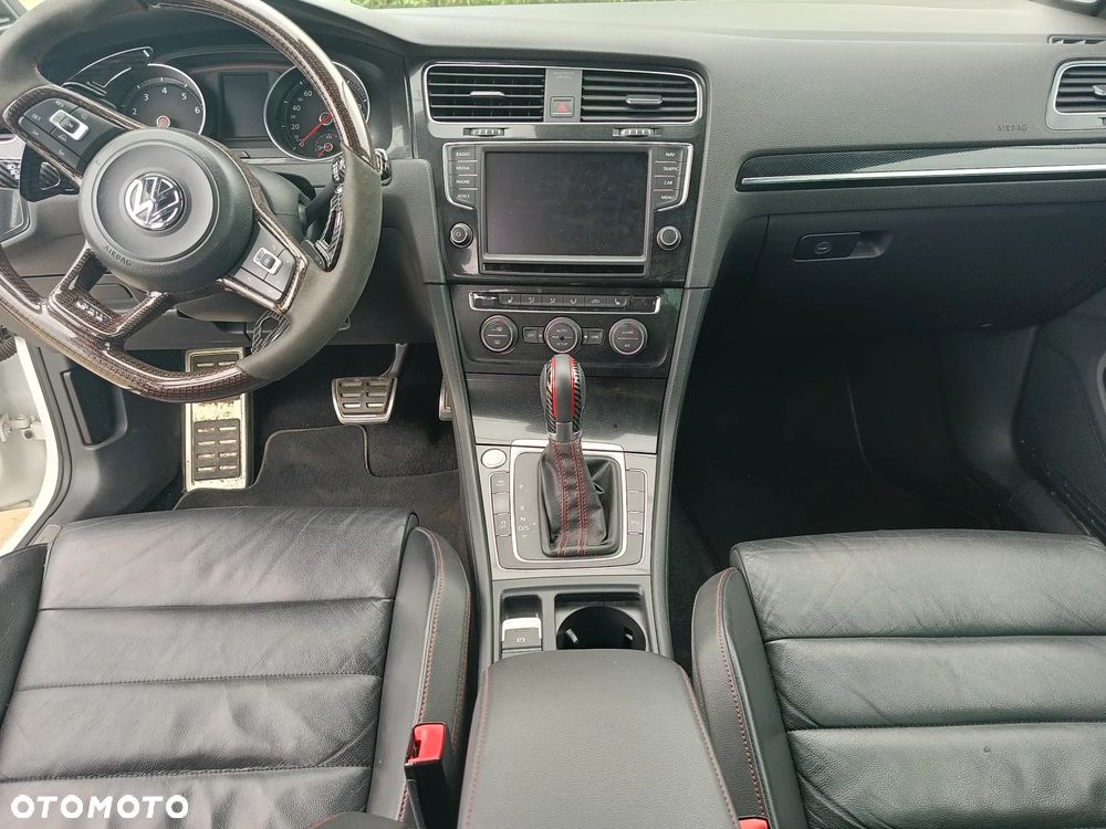 Volkswagen Golf GTI Performance BlueMotion Technology DSG - 13