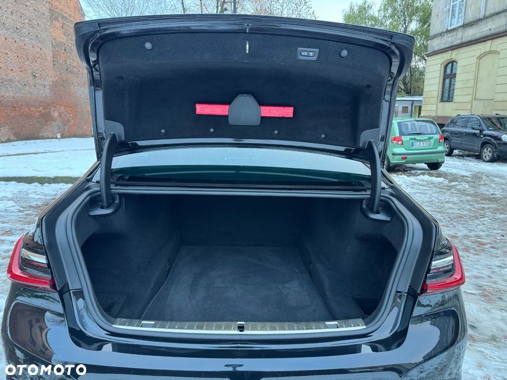 BMW Seria 7 740d xDrive - 20