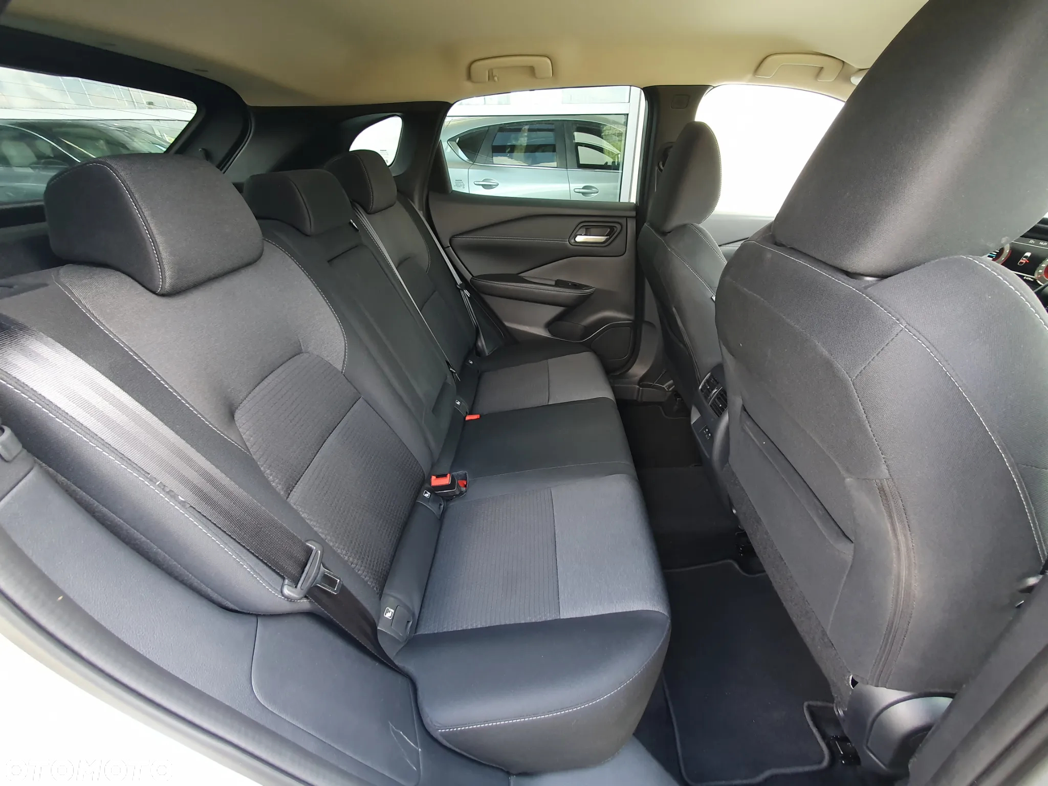 Nissan Qashqai - 16