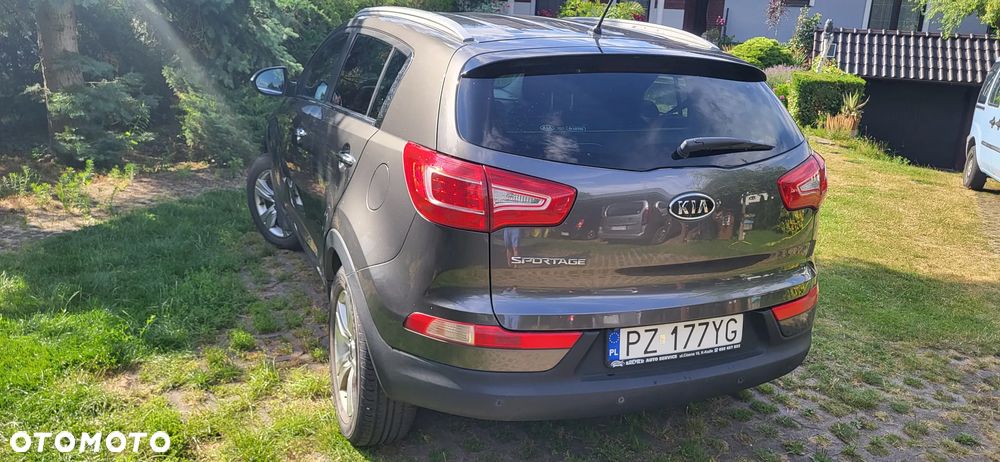 Kia Sportage 2.0 S - 6