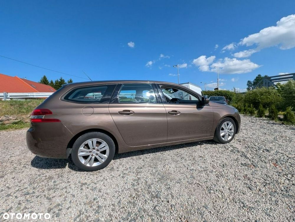 Peugeot 308 - 4