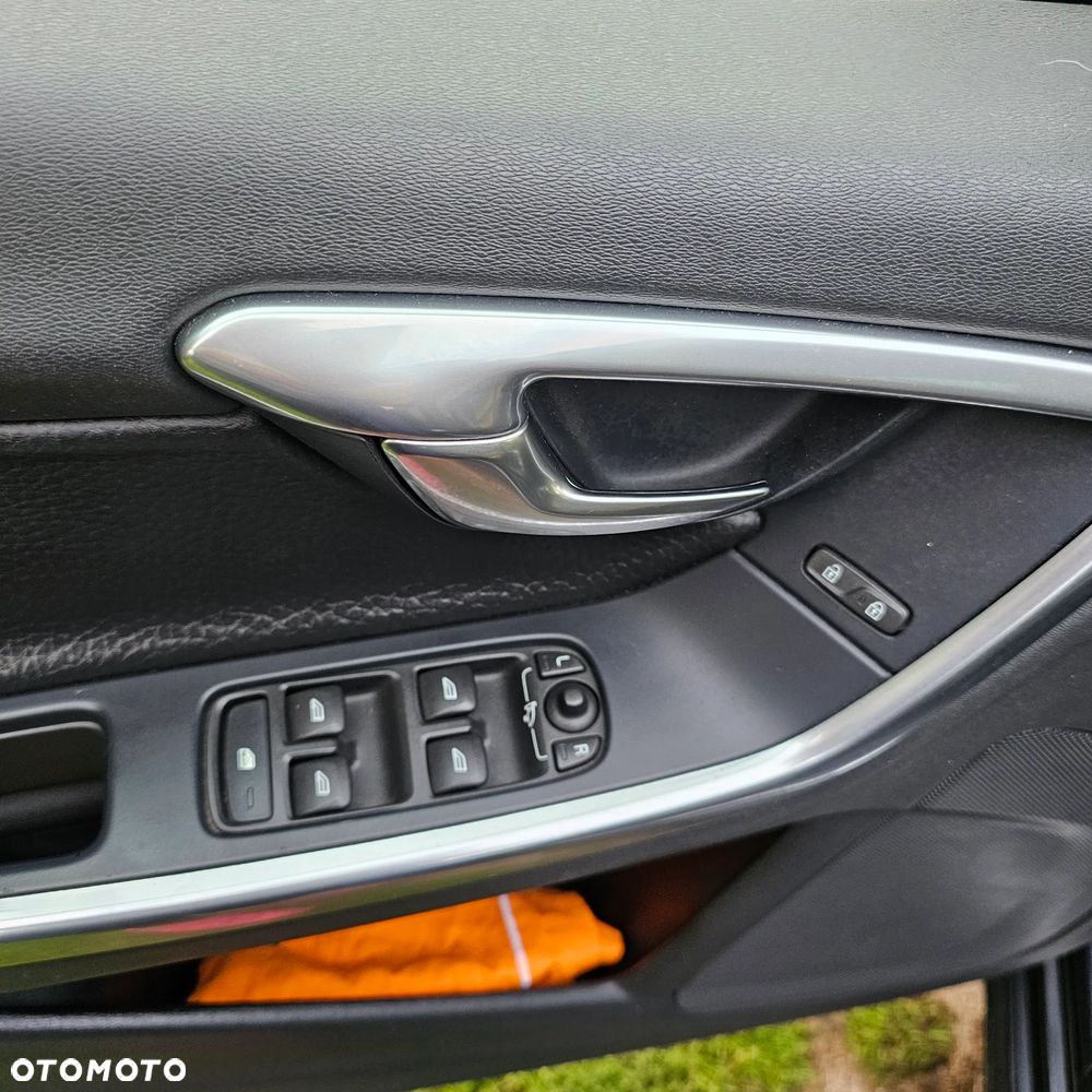 Volvo S60 T6 AWD Summum - 11