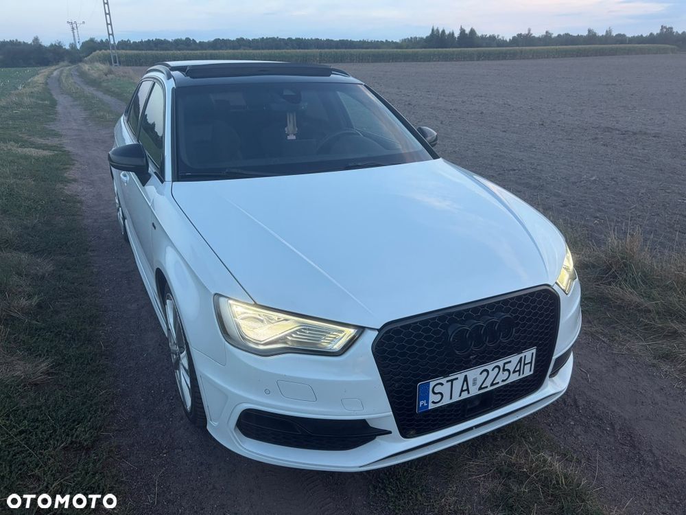 Audi A3 Sportback - 1