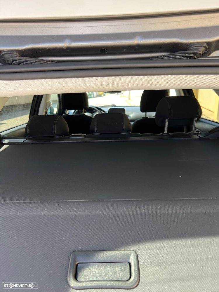 Fiat Tipo Station Wagon 1.3 M-Jet Lounge Tech J17 - 23