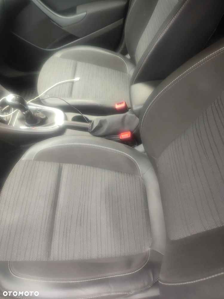 Opel Astra 1.4 T Business - 9