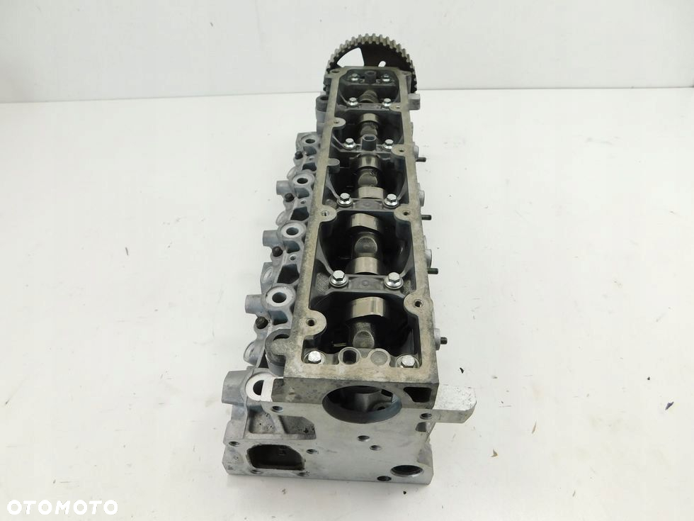 Głowica 2.0 HDI 8V Peugeot 307 Partner Xsara Picasso Citroen Berlingo C5 - 12