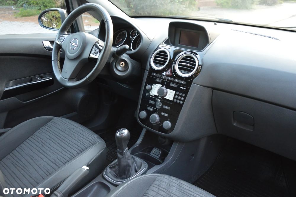 Opel Corsa 1.4 16V Energy - 19