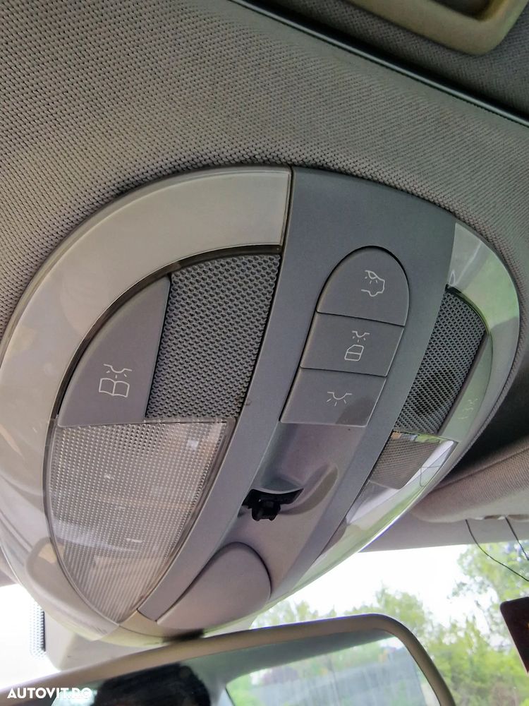 Mercedes-Benz E - 15