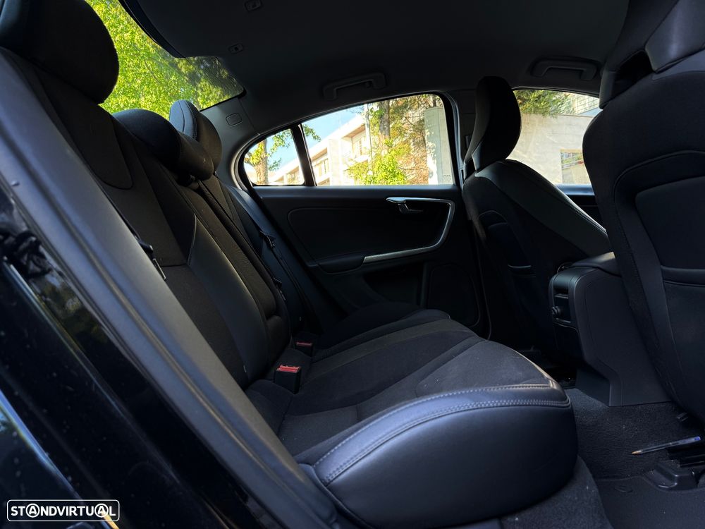 Volvo S60 2.0 D3 Momentum - 7