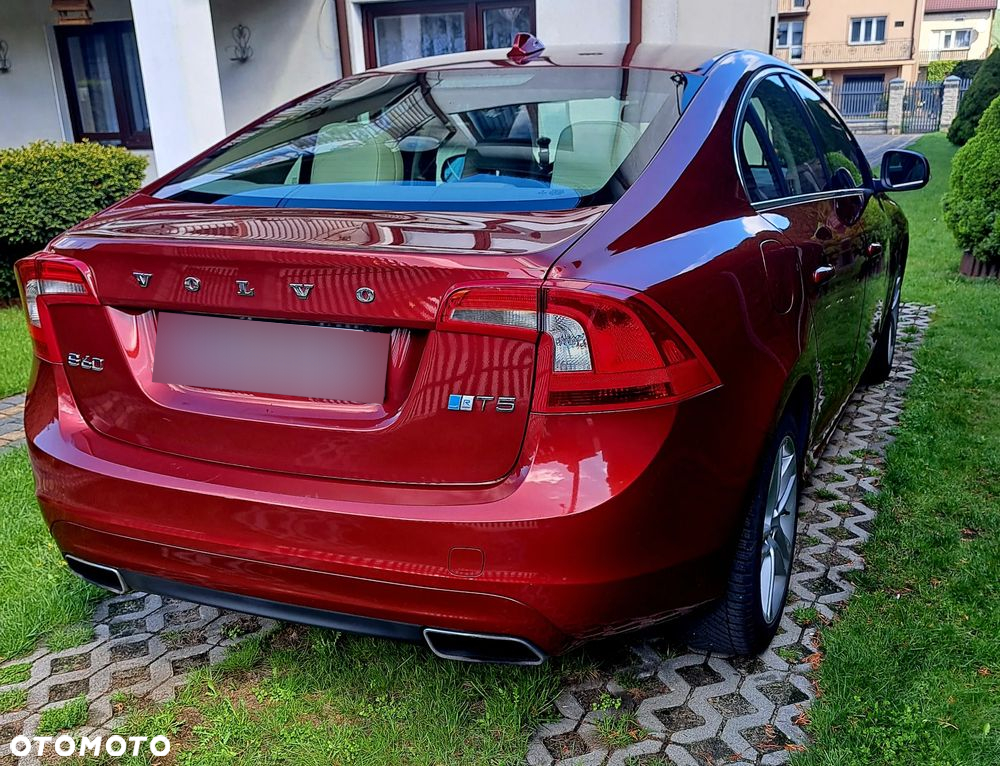 Volvo S60 2.5 T5 - 5