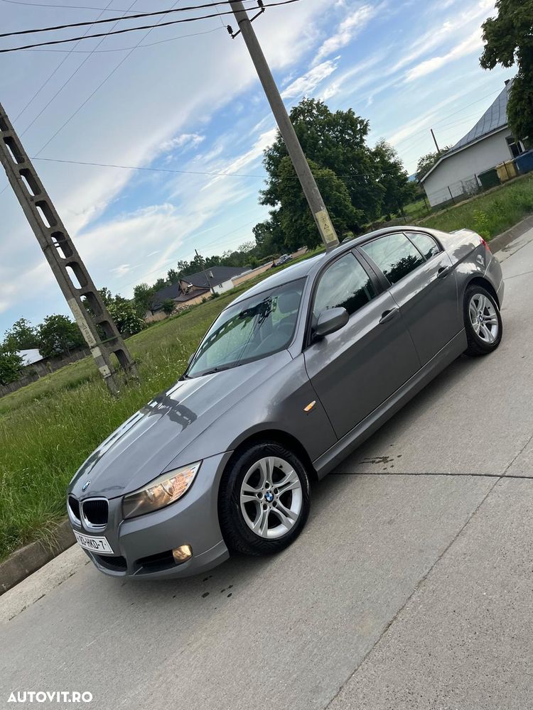 BMW Seria 3 318d - 3