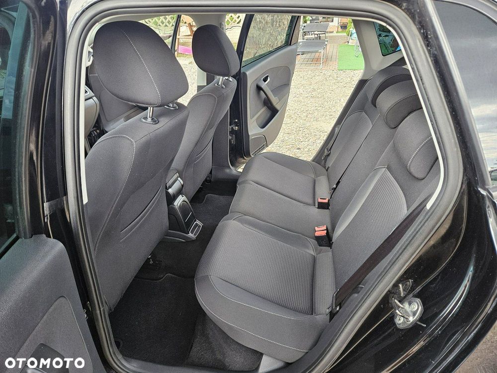 Volkswagen Polo - 9