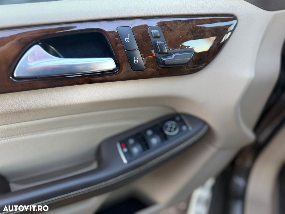 Mercedes-Benz ML 250 BlueTEC 4MATIC 7G-TRONIC - 16