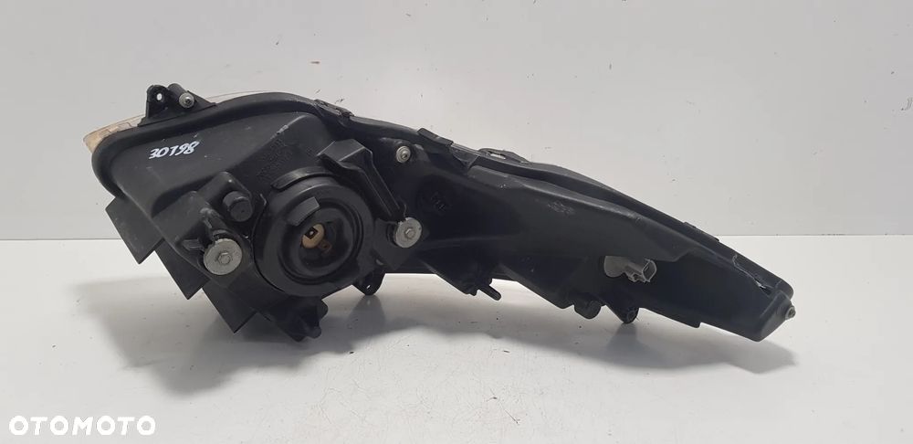 Suzuki Burgman 400 K7 2009r. Reflektor Lampa Przód Przednia Lewa - 4