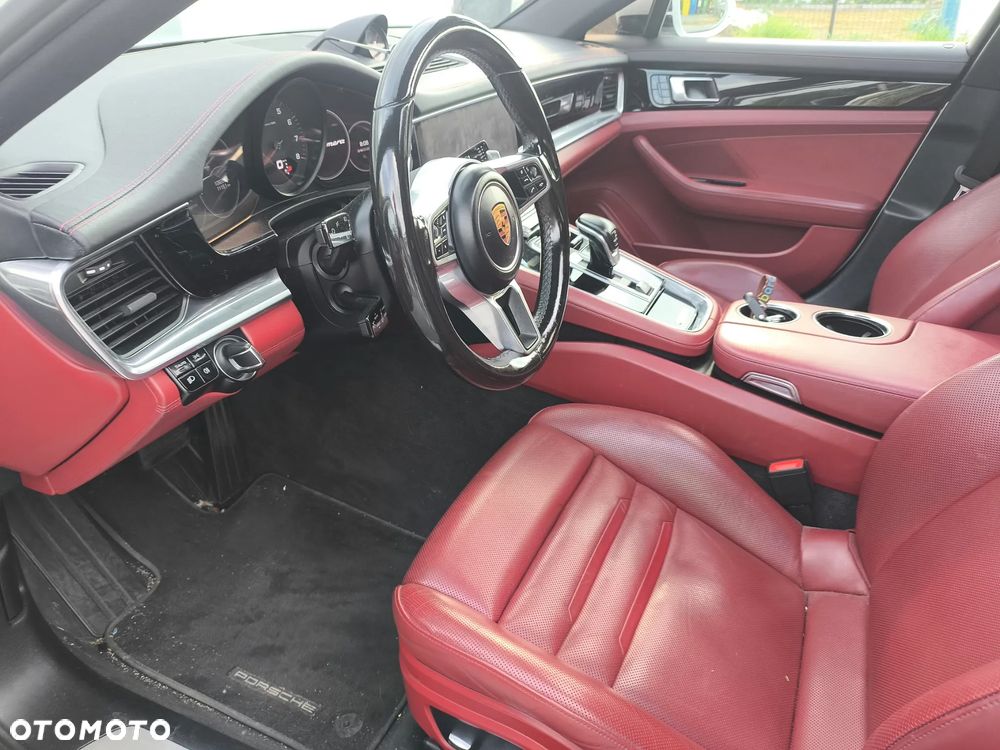 Porsche Panamera Standard - 6