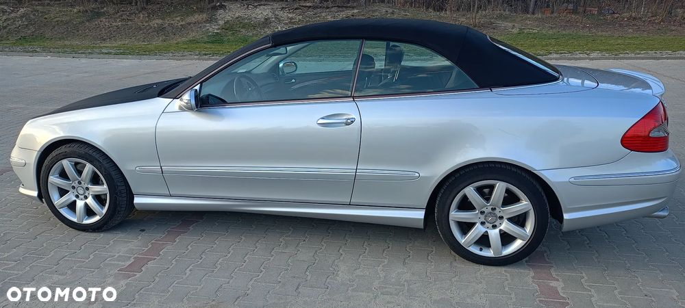 Mercedes-Benz CLK - 8