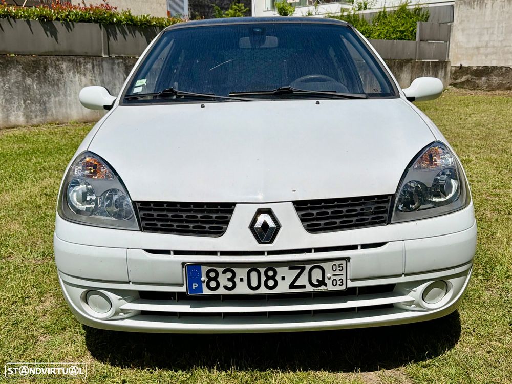 Renault Clio - 54