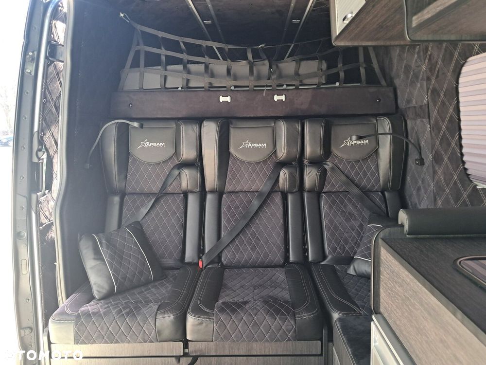 Mercedes-Benz Sprinter 319 - 19
