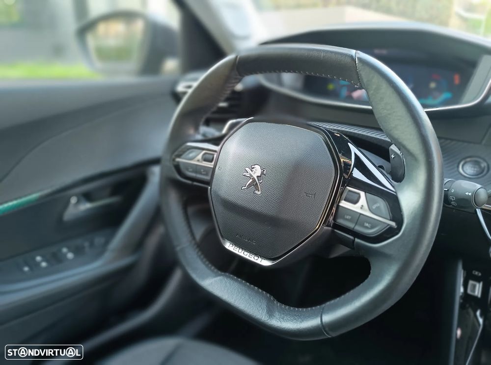 Peugeot 2008 1.2 PureTech Allure Pack EAT8 - 15