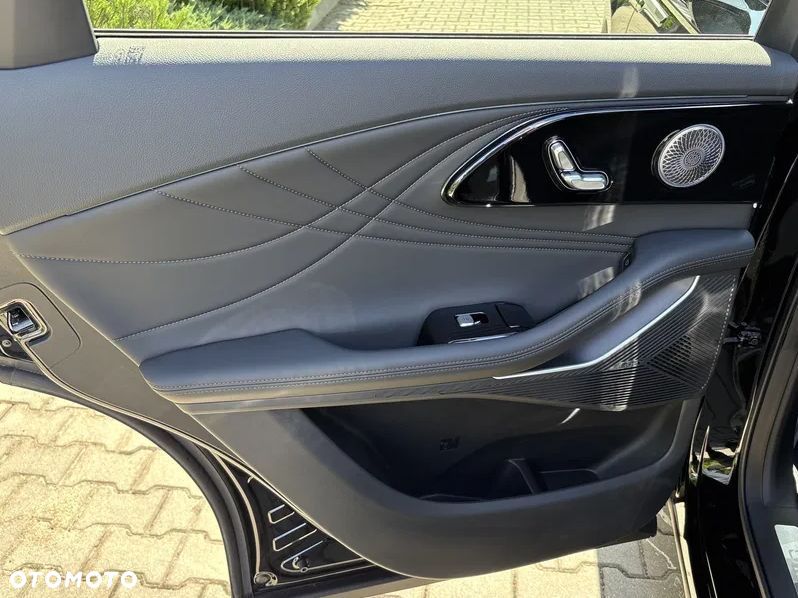 Omoda 9 1.5 Super Hybrid Exclusive AWD - 11