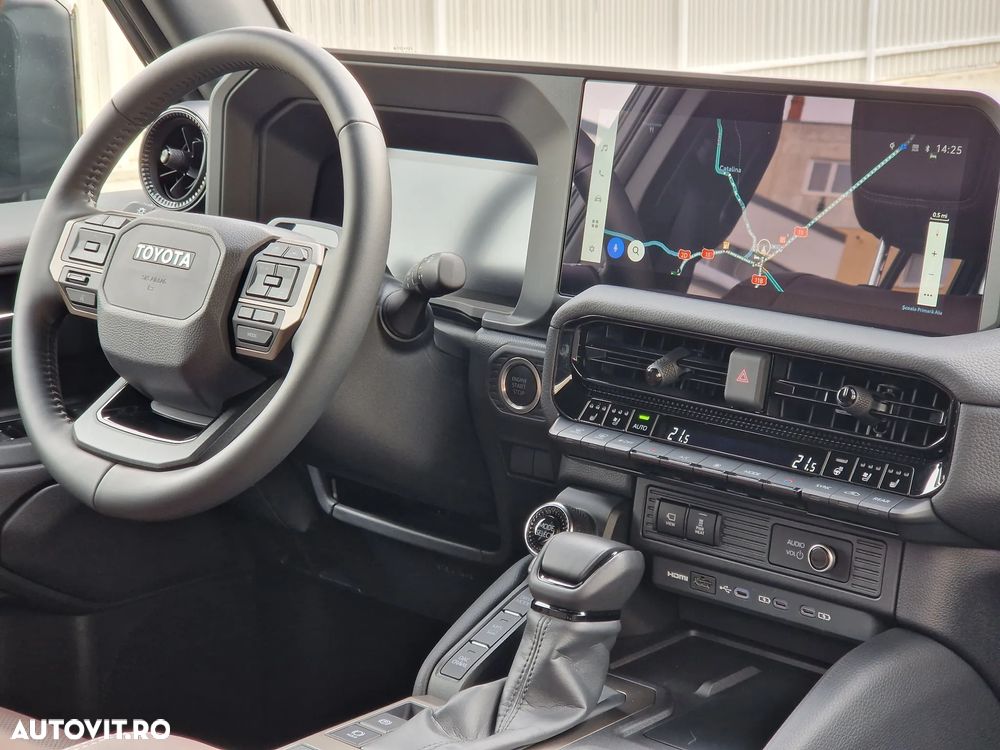 Toyota Land Cruiser 250 - 12