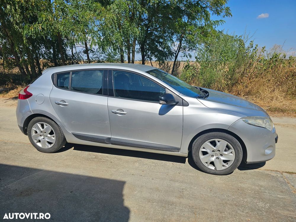 RENAULT Megane 2011 — imagine 4