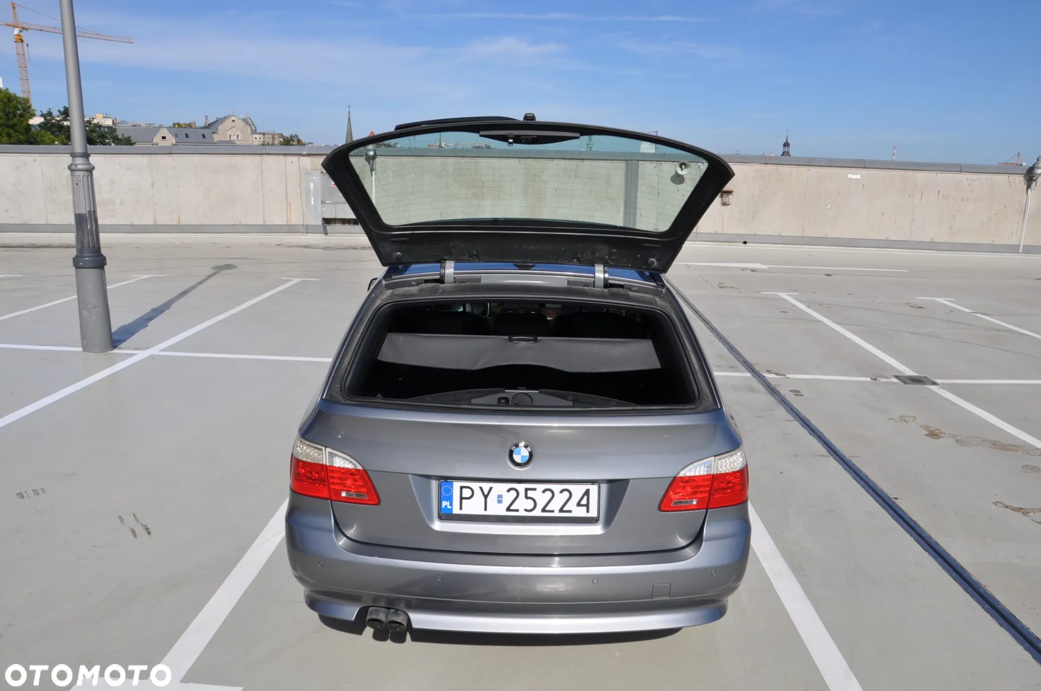 BMW Seria 5 530xi Touring - 19