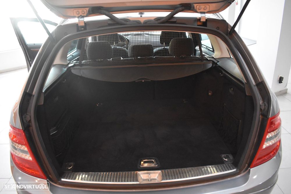 Mercedes-Benz C 220 CDi Avantgarde BlueEfficiency - 45