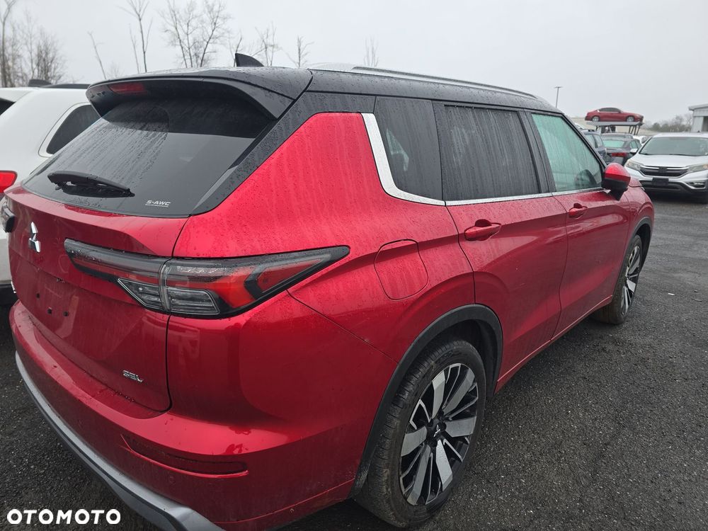 Mitsubishi Outlander - 5