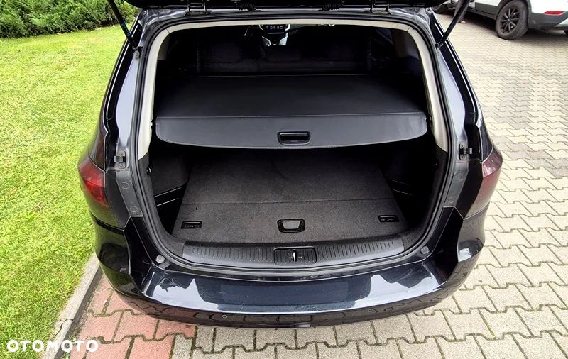 Chevrolet Cruze 1.8 LTZ+ - 32