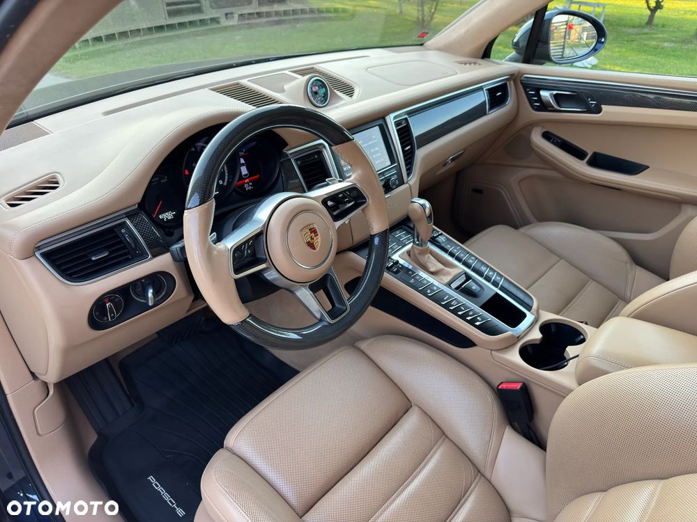 Porsche Macan Turbo PDK - 15