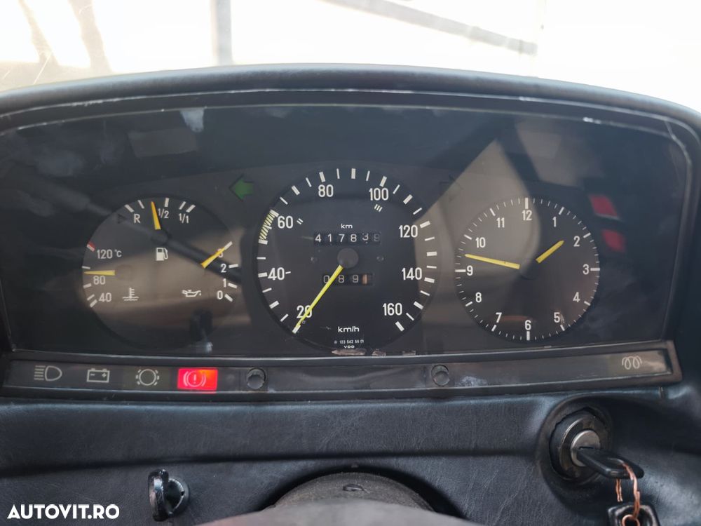 Mercedes-Benz W123 - 22