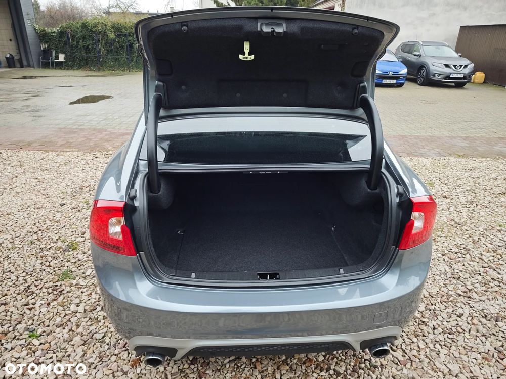 Volvo S60 T5 Drive-E Dynamic Edition (Momentum) - 12