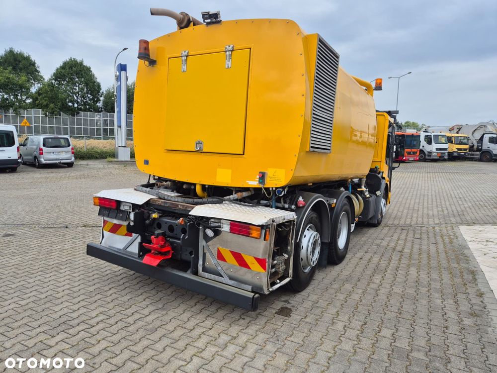 Mercedes-Benz Econic 2629 6X2 / SYSTEM CZYSZCZENIA DRÓG LUB TUNELI / ARMATKA NA WODĘ  / 300 LITRÓW NA MINUTE / CZYSZCZENIE TUNELI I BANERÓW / CZYSZCZENIE DRÓG / UTRZYMYWANIE CZYSTOSCI / EURO 5 / SERWISOWANY / 10500L + 500L / PODGRZEWANIE WODY / GENERATOR PRĄDU - 7