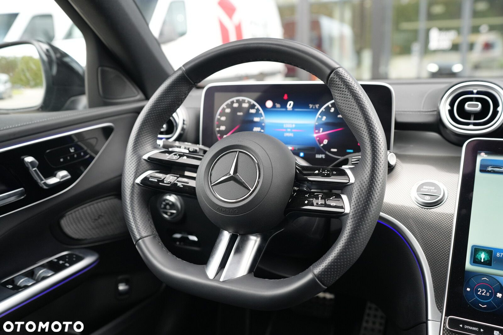 Mercedes-Benz Klasa C - 32