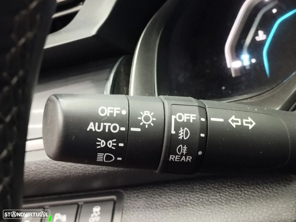 Honda Civic 1.0 i-VTEC Elegance Navi - 21